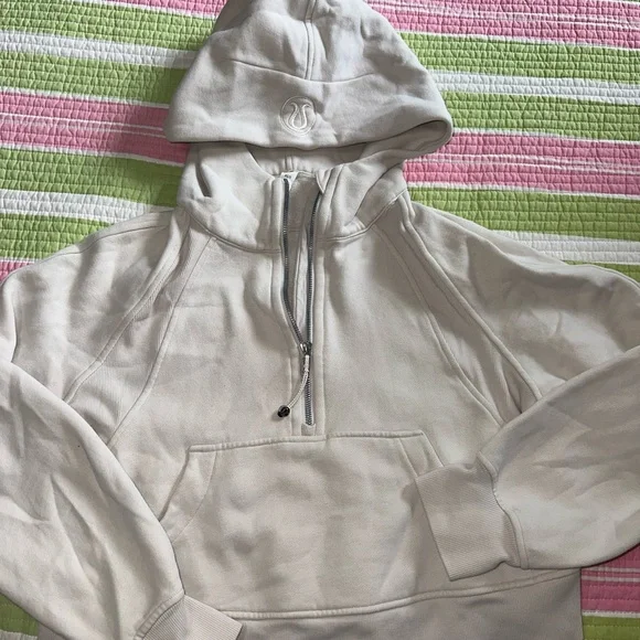 LULULEMON SCUBS - Picture 2 of 4